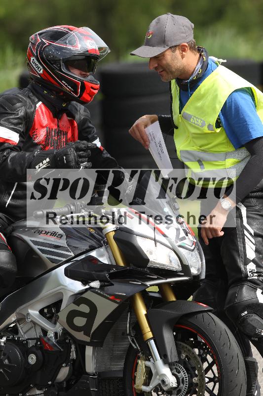 /Archiv-2025/10 23.04.2025 Cornu Master School ADR/gruen-vert/24